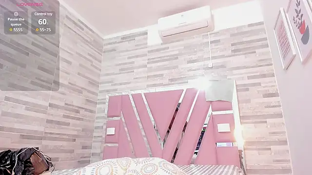 ebony march online show from 12-19-24, 06:23