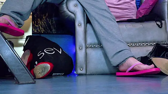 Snapshot of LusstCruella chatting on 03-03-26, 12:55 LusstCruella online show from 03-03-26, 12:55