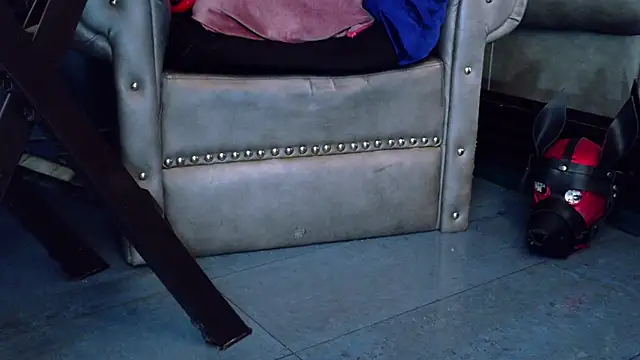 Snapshot of LusstCruella chatting on 03-23-26, 04:33 LusstCruella online show from 03-23-26, 04:33