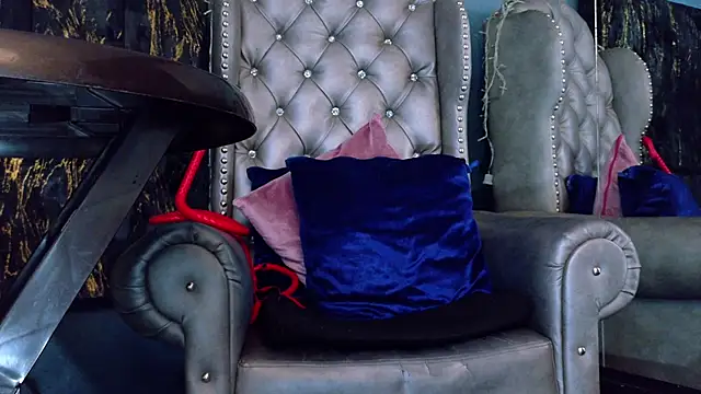 Snapshot of LusstCruella chatting on 03-24-26, 02:44 LusstCruella online show from 03-24-26, 02:44