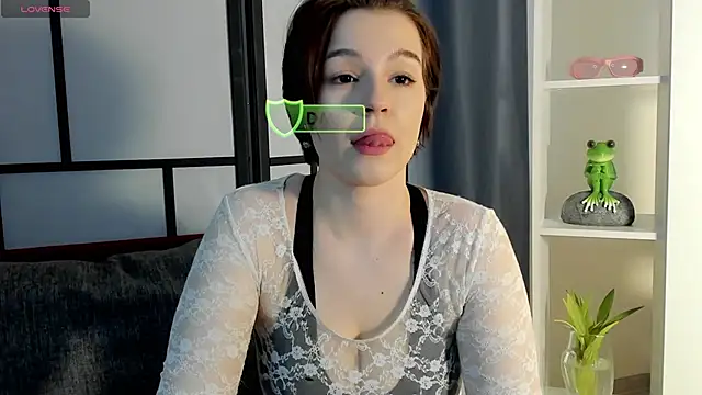 LynBrow online show from 03-19-25, 02:13