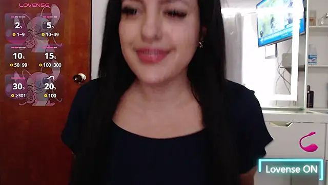 Snapshot of marianaboss29 chatting on 02-06-25, 07:40 marianaboss29 online show from 02-06-25, 07:40