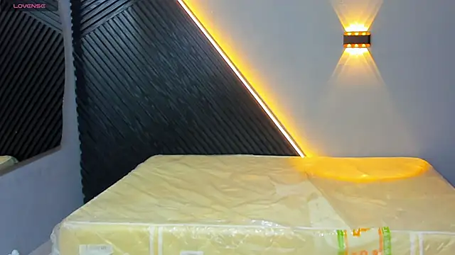 Laia and Aloby online show from 03-11-26, 10:05