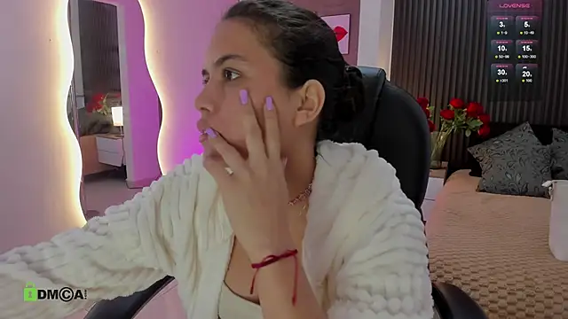 Snapshot of natasha__jackson chatting on 02-20-26, 12:05 natasha jackson online show from 02-20-26, 12:05