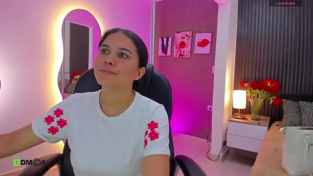 Snapshot of natasha__jackson chatting on 03-16-26, 12:20 natasha jackson online show from 03-16-26, 12:20