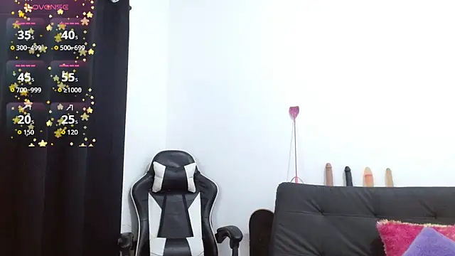 Snapshot of Kiara-Rider chatting on 03-13-26, 03:18 Kiara-Rider online show from 03-13-26, 03:18