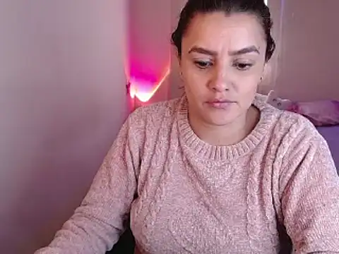 Lu perez online show from 03-17-25, 04:33