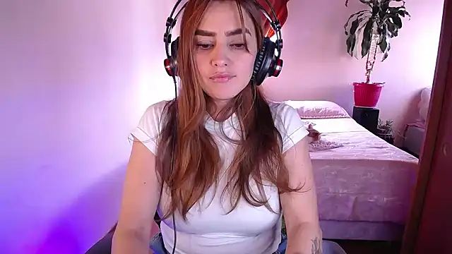 Lu perez online show from 09-20-25, 07:37