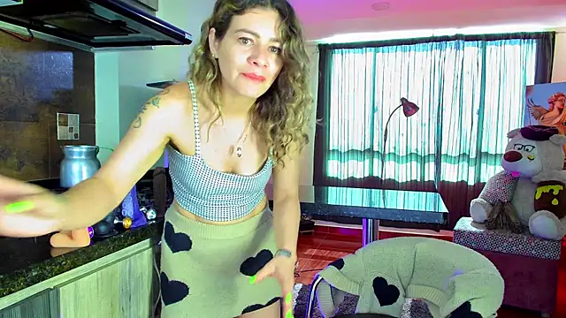 oriana thomson2 online show from 01-21-25, 02:26