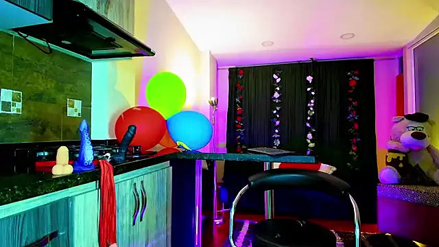 oriana thomson2 online show from 02-04-25, 12:08