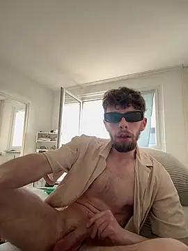 Snapshot of 18cmpacoo chatting on 03-18-26, 03:04 18cmpacoo online show from 03-18-26, 03:04