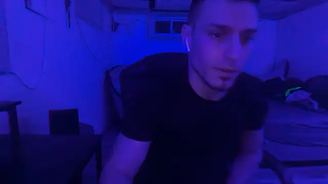 hot shot 13 online show from 02-24-26, 06:44