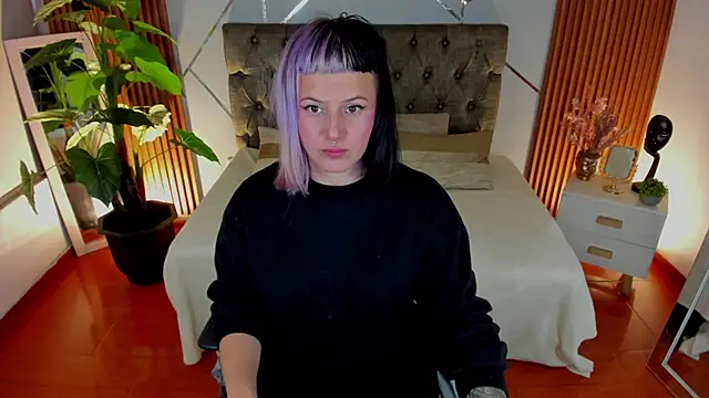 Amapola 07 online show from 01-10-25, 02:13
