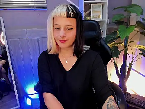 Amapola 07 online show from 02-20-25, 01:36