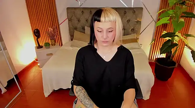 Amapola 07 online show from 02-20-25, 05:33