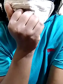 Snapshot of Diwya69 chatting on 01-06-25, 04:04 Diwya69 online show from 01-06-25, 04:04