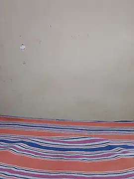 Snapshot of Diwya69 chatting on 01-10-25, 03:50 Diwya69 online show from 01-10-25, 03:50