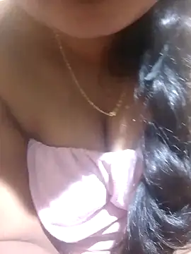 Snapshot of Diwya69 chatting on 11-07-25, 03:17 Diwya69 online show from 11-07-25, 03:17