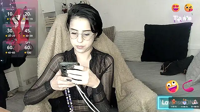 Snapshot of LisandreLaVenale chatting on 01-15-25, 10:24 LisandreLaVenale online show from 01-15-25, 10:24