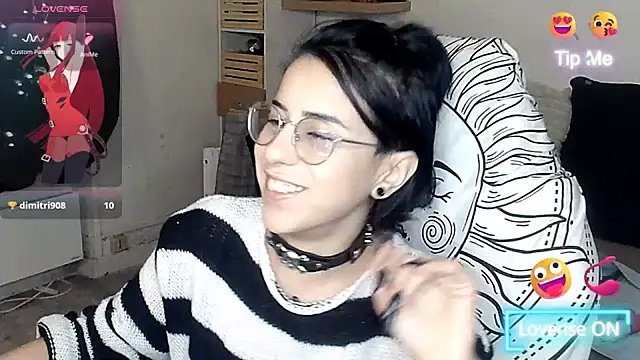 Snapshot of LisandreLaVenale chatting on 01-21-25, 09:15 LisandreLaVenale online show from 01-21-25, 09:15