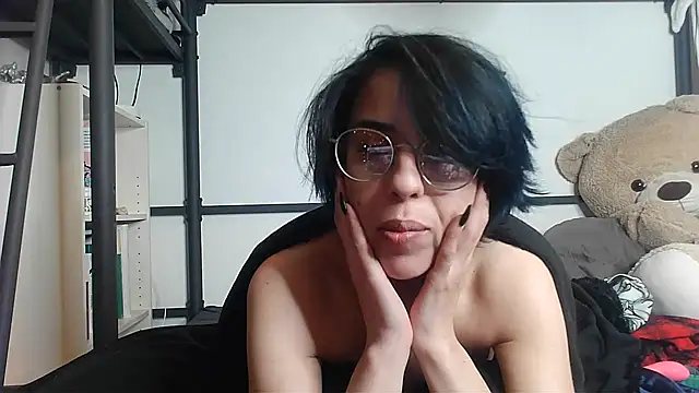 Snapshot of LisandreLaVenale chatting on 02-02-25, 09:56 LisandreLaVenale online show from 02-02-25, 09:56