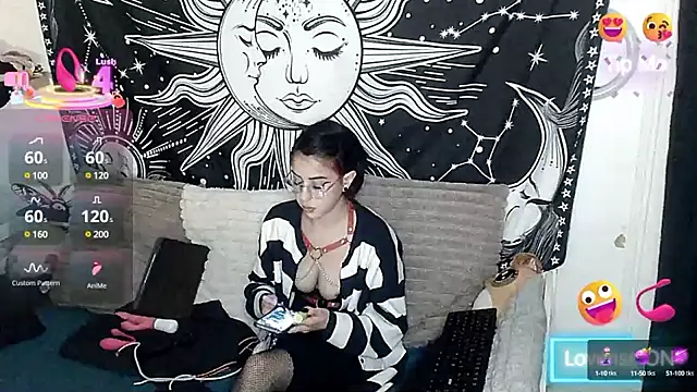 Snapshot of LisandreLaVenale chatting on 03-16-25, 08:00 LisandreLaVenale online show from 03-16-25, 08:00