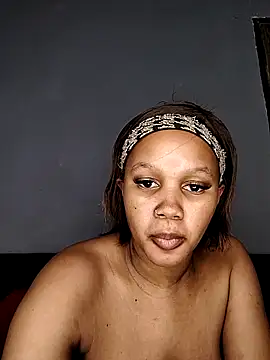 Snapshot of Sego_TeeTee chatting on 06-21-26, 10:23 Sego TeeTee online show from 06-21-26, 10:23