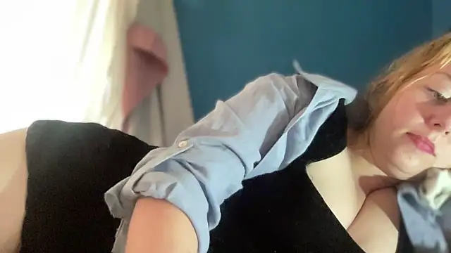 Snapshot of SkarlettRose96 chatting on 09-21-25, 09:05 SkarlettRose96 online show from 09-21-25, 09:05