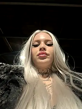 Snapshot of Julamayana chatting on 10-11-25, 05:33 Julamayana online show from 10-11-25, 05:33