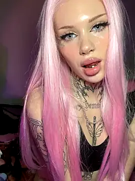 Snapshot of Julamayana chatting on 10-17-25, 10:01 Julamayana online show from 10-17-25, 10:01