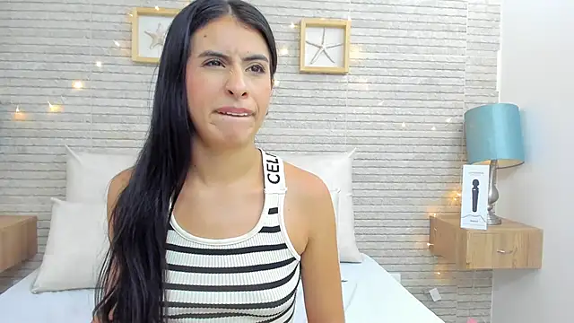 IssabellaLopez online show from 02-01-25, 02:26