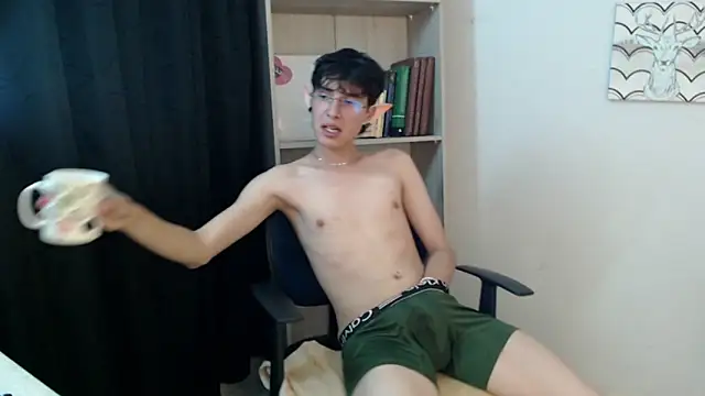 Jeam hot online show from 12-22-24, 12:50