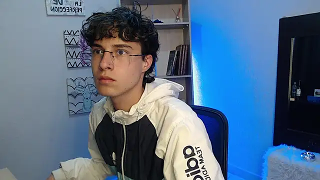 Jeam hot online show from 01-18-25, 09:24