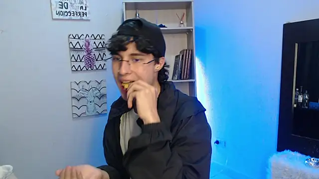 Jeam hot online show from 01-20-25, 09:32