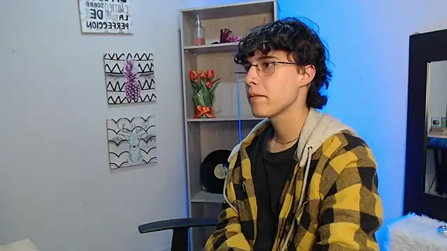 Jeam hot online show from 01-22-25, 08:59