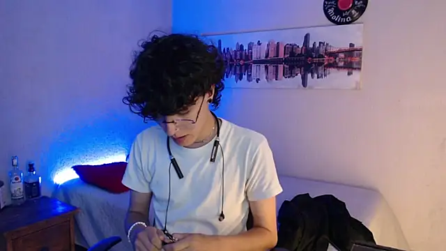 Jeam hot online show from 02-10-25, 07:38