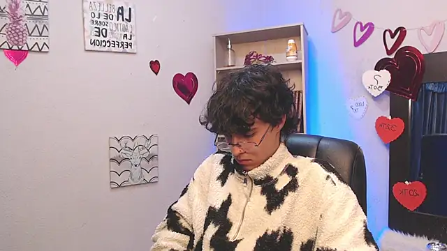 Jeam hot online show from 03-07-25, 01:31