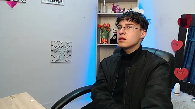 Jeam hot online show from 03-22-25, 08:26