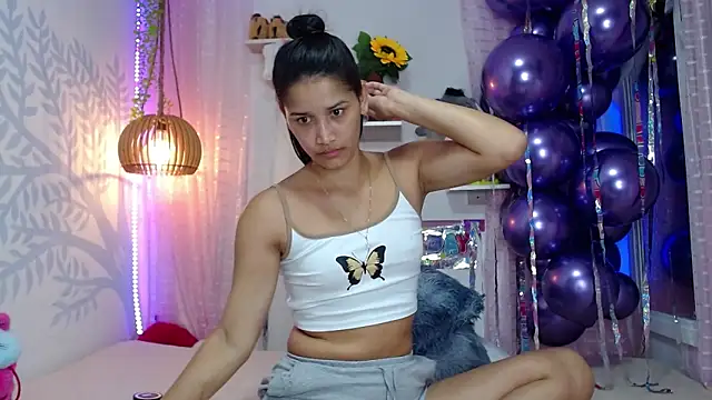 Alison Wiley online show from 10-13-25, 04:23