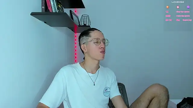 manu vera online show from 01-10-25, 08:04