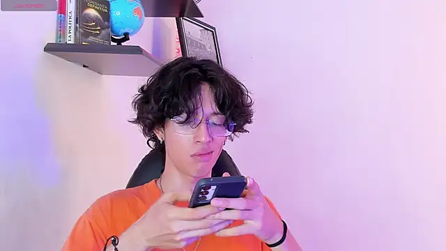 manu vera online show from 09-11-25, 08:42