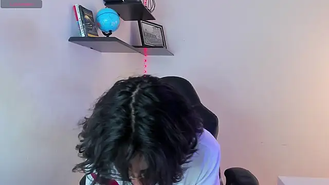 manu vera online show from 09-29-25, 08:24