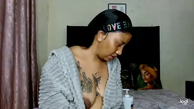 Snapshot of quenliyasa chatting on 04-30-26, 08:57 quenliyasa online show from 04-30-26, 08:57