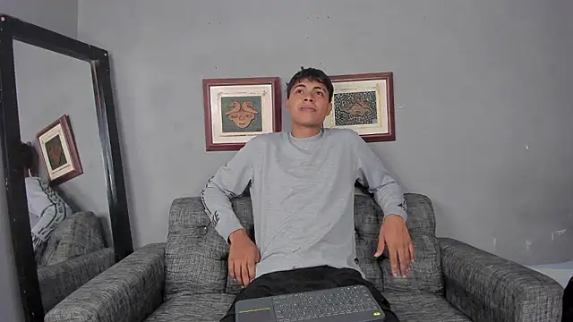 Snapshot of dafnezahiraa_ chatting on 12-03-24, 09:01 dafnezahiraa online show from 12-03-24, 09:01