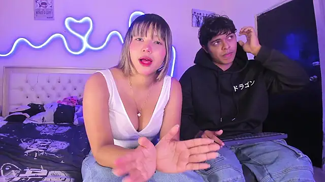 dafnezahiraa  online show from 03-26-26, 05:46