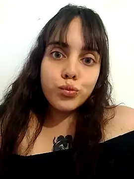 lucylovles online show from 12-04-24, 08:56