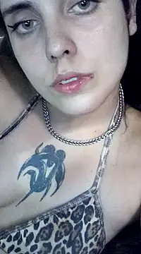 lucylovles online show from 02-21-25, 10:26