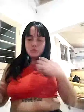 lucylovles online show from 12-17-25, 12:05