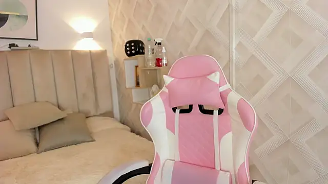 Snapshot of Haru_Bonny chatting on 02-17-26, 07:53 Haru Bonny online show from 02-17-26, 07:53