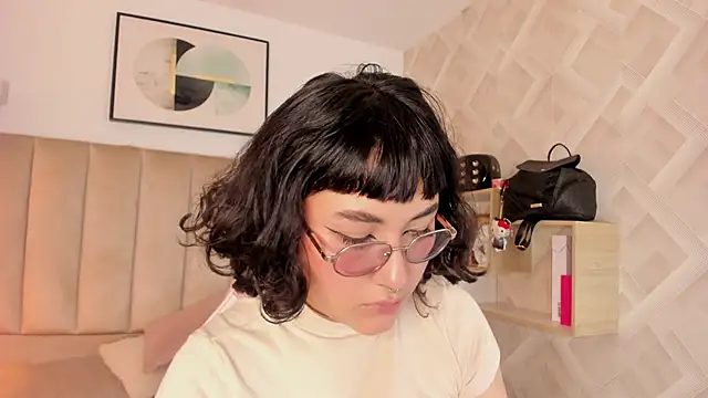 Snapshot of Haru_Bonny chatting on 03-18-26, 07:39 Haru Bonny online show from 03-18-26, 07:39